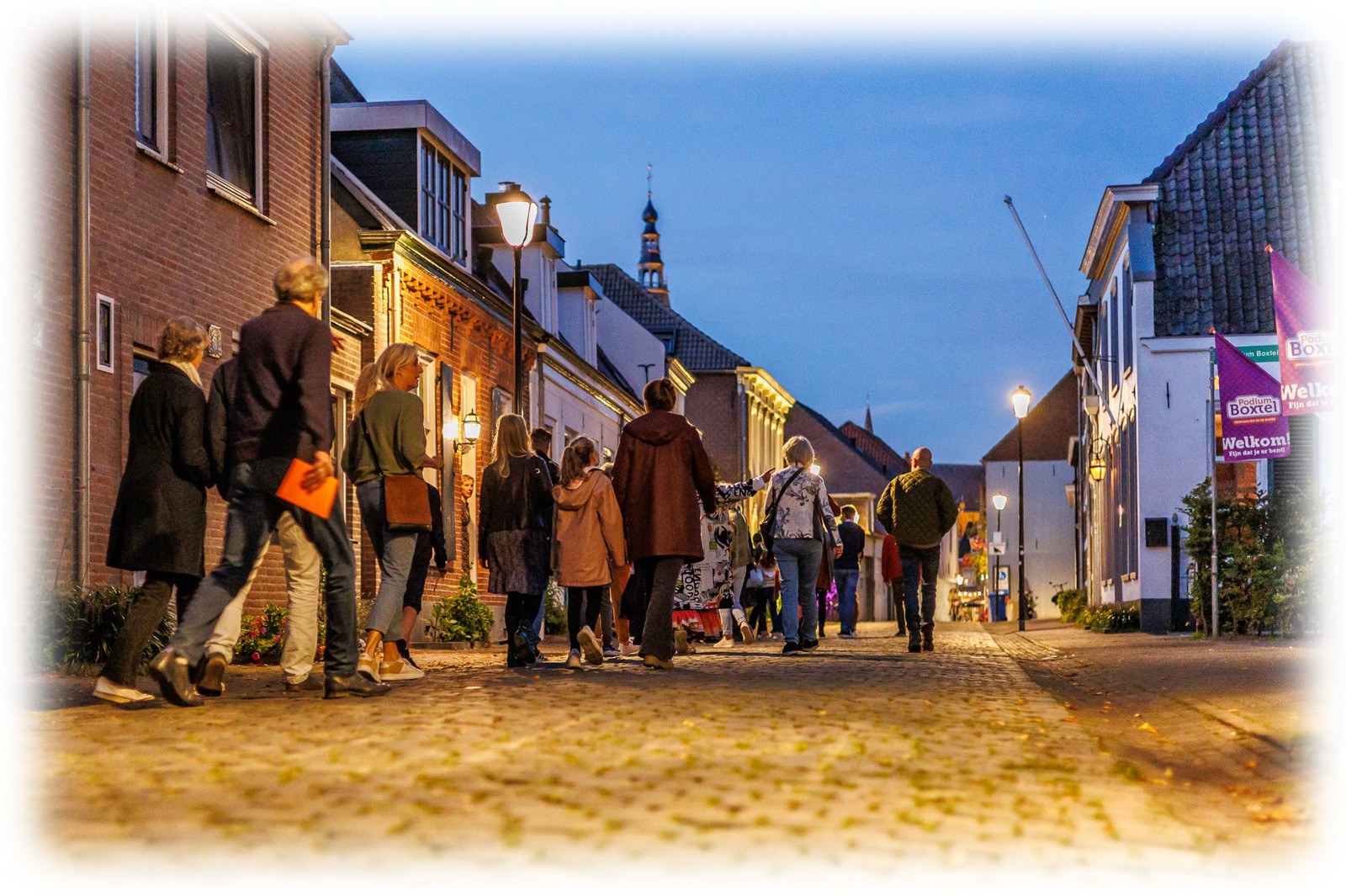 de verhalen liggen op straat, 2024